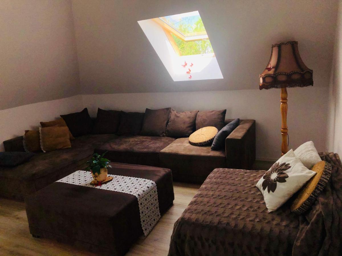 Nibylandia Motylkowa Villa Nowa Wies Grodziska ภายนอก รูปภาพ