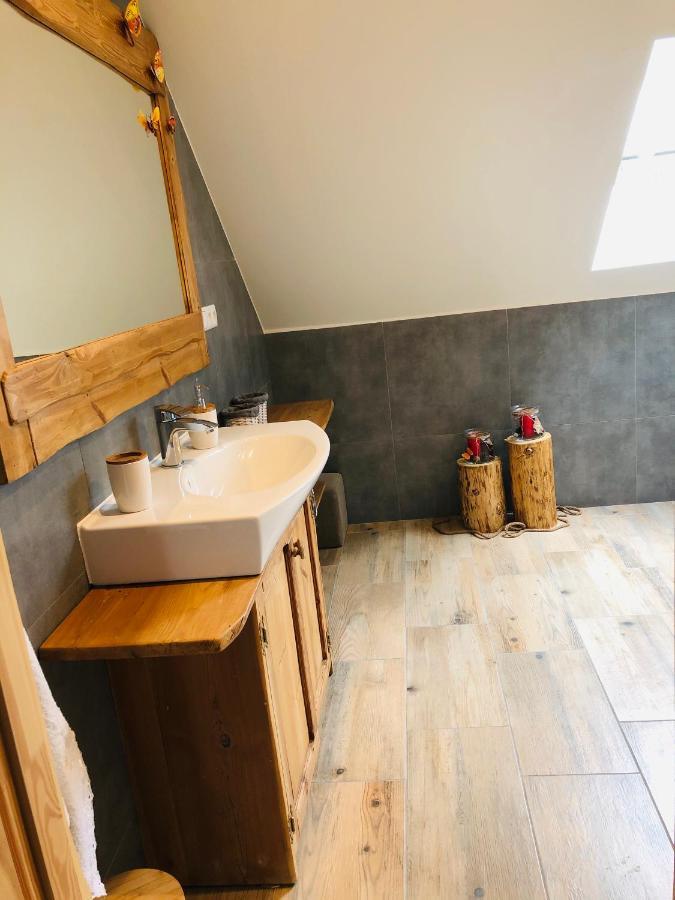 Nibylandia Motylkowa Villa Nowa Wies Grodziska ภายนอก รูปภาพ