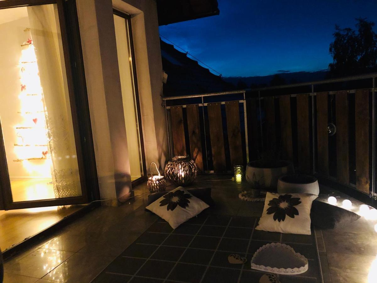 Nibylandia Motylkowa Villa Nowa Wies Grodziska ภายนอก รูปภาพ