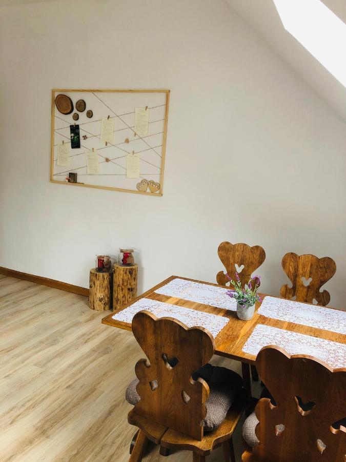 Nibylandia Motylkowa Villa Nowa Wies Grodziska ภายนอก รูปภาพ