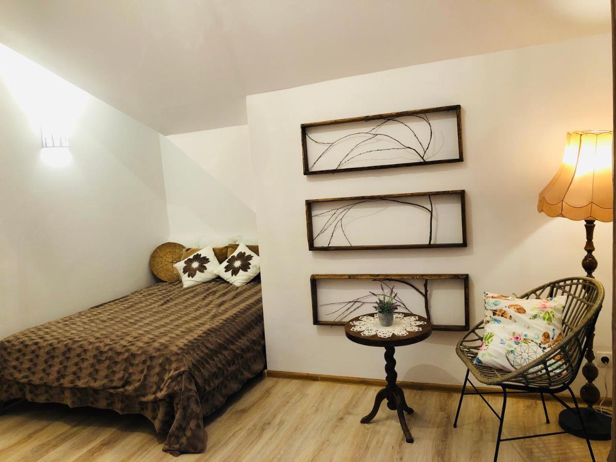 Nibylandia Motylkowa Villa Nowa Wies Grodziska ภายนอก รูปภาพ